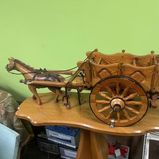 Cavallo con Carrozza Artigianali